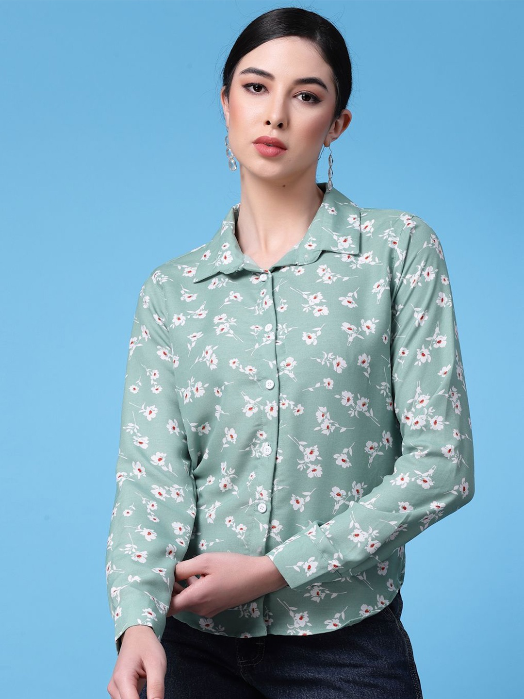 

Chemistry Women Floral Opaque Printed Party Shirt, Green