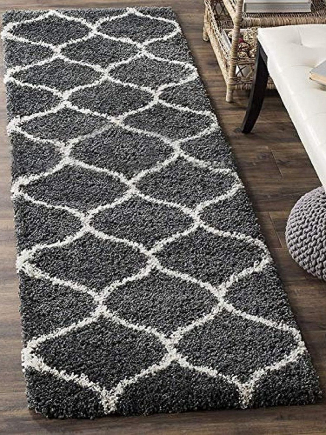 

Banchmark Home Furnishings Grey Geometric Anti-Skid Woollen Carpet