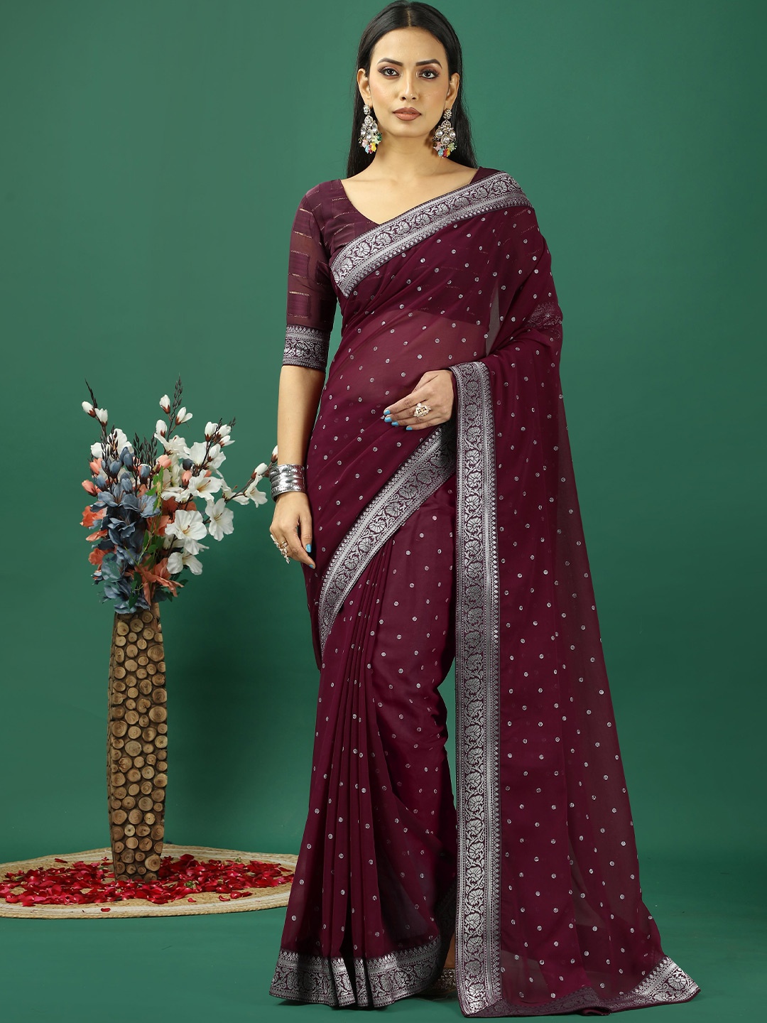 

HERE&NOW Woven Design Zari Pure Georgette Banarasi Saree, Red