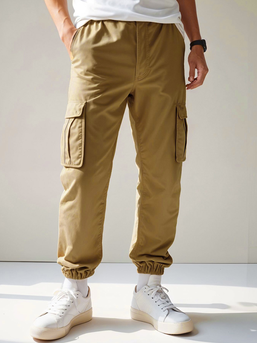 

SOBERSAINT Men Mid Rise Cargo Trouser, Beige