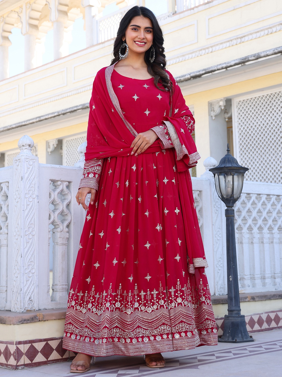 

KALINI Women Floral Embroidered Regular Kurta with Pyjamas & With Dupatta, Pink