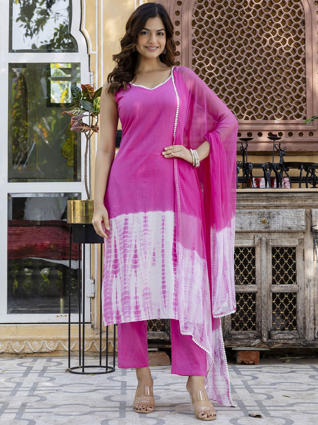 

Anouk Women Dyed Regular Pure Cotton Kurta with Pyjamas & With Dupatta, Pink