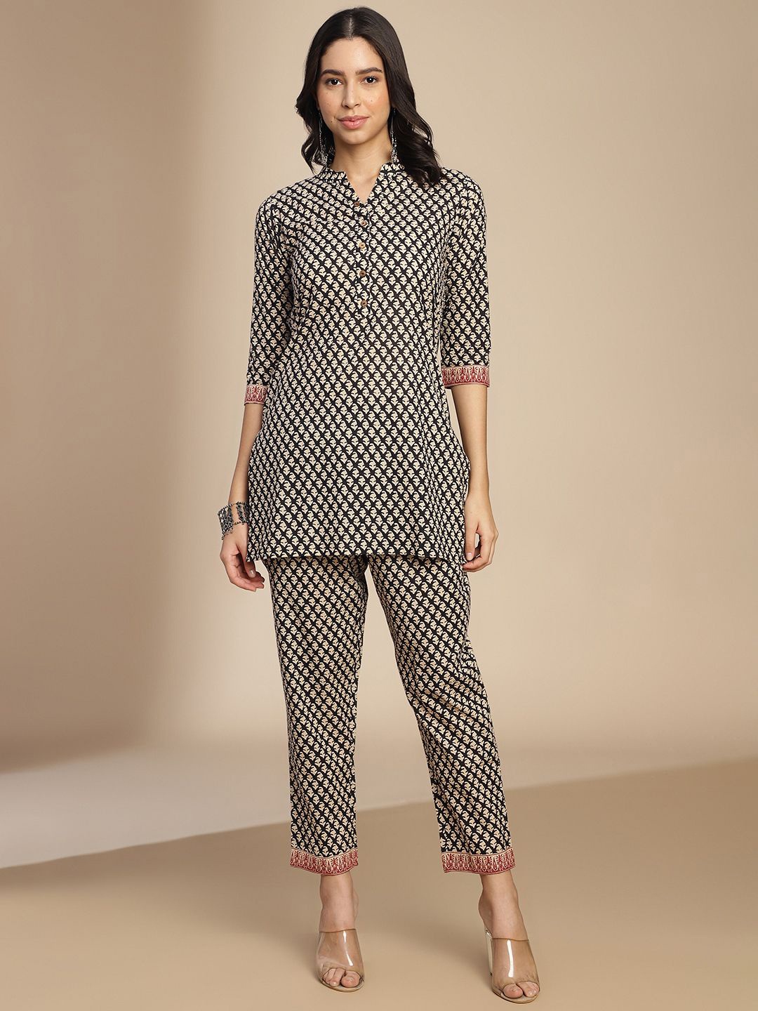 

The Roadster Lifestyle Co Printed Pure Cotton Tunic & Trouser Co-ord, Black