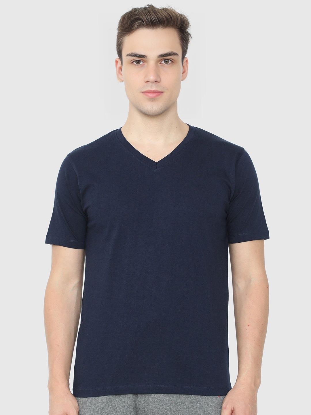 

Enciger Men V-Neck T-shirt, Rose gold