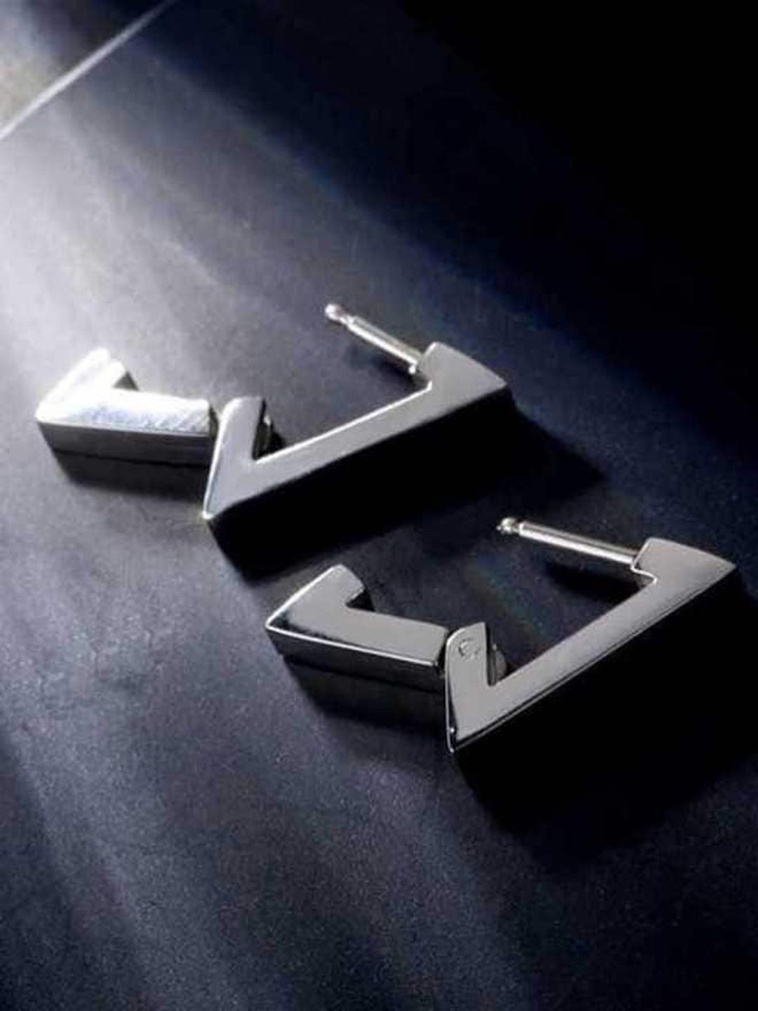 

Krelin Triangular Hoop Earrings, Silver