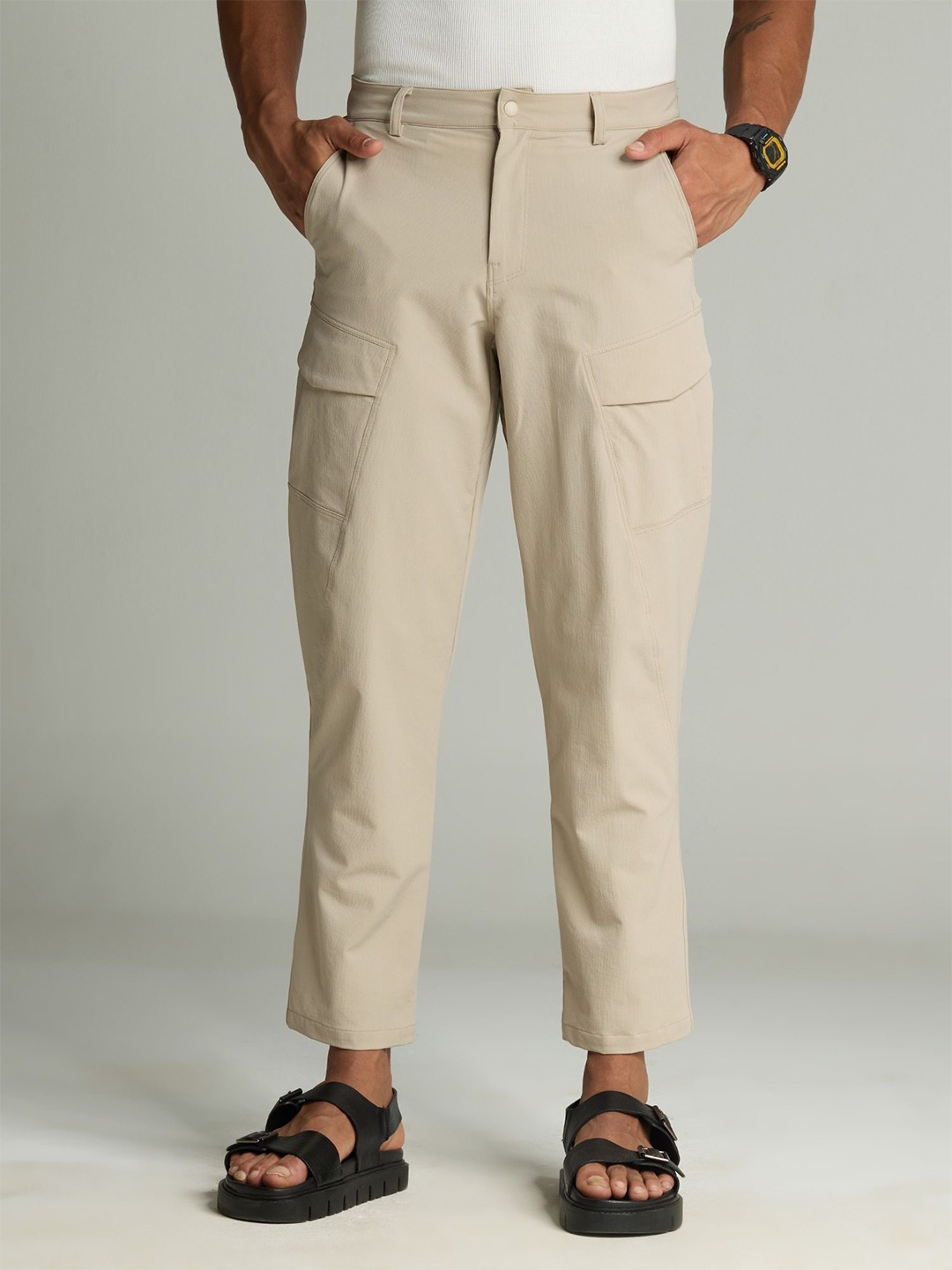 

CAVA Men Khaki Cargo Pant, Beige