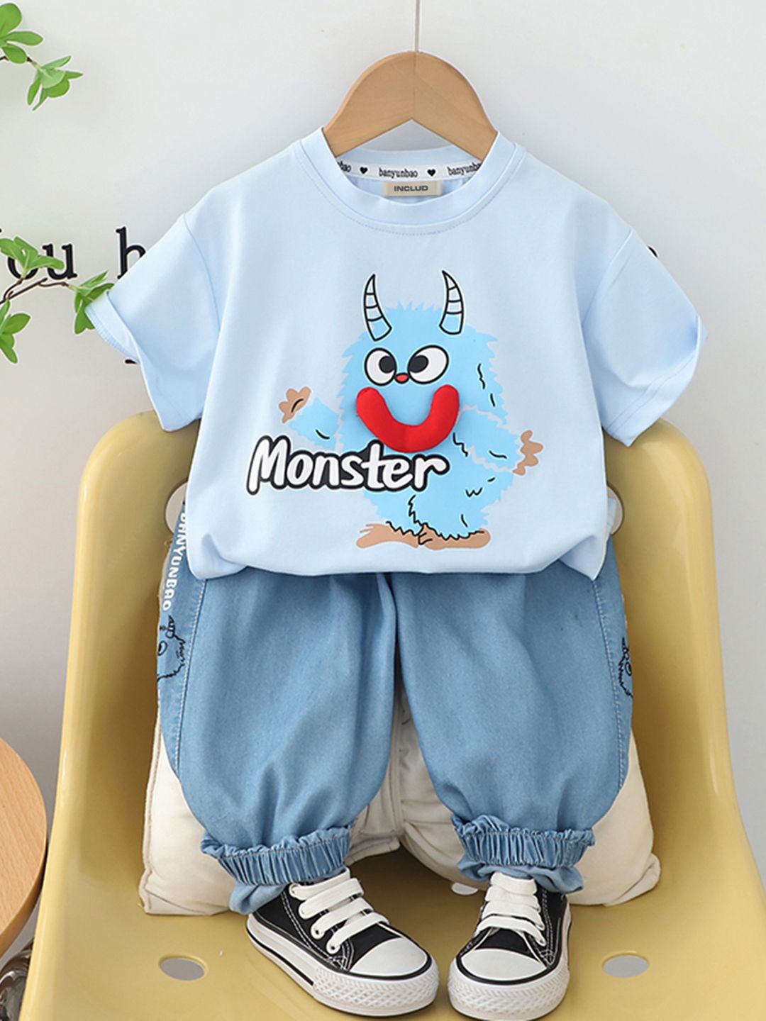 

INCLUD Boys Printed T-shirt with Trousers, Blue