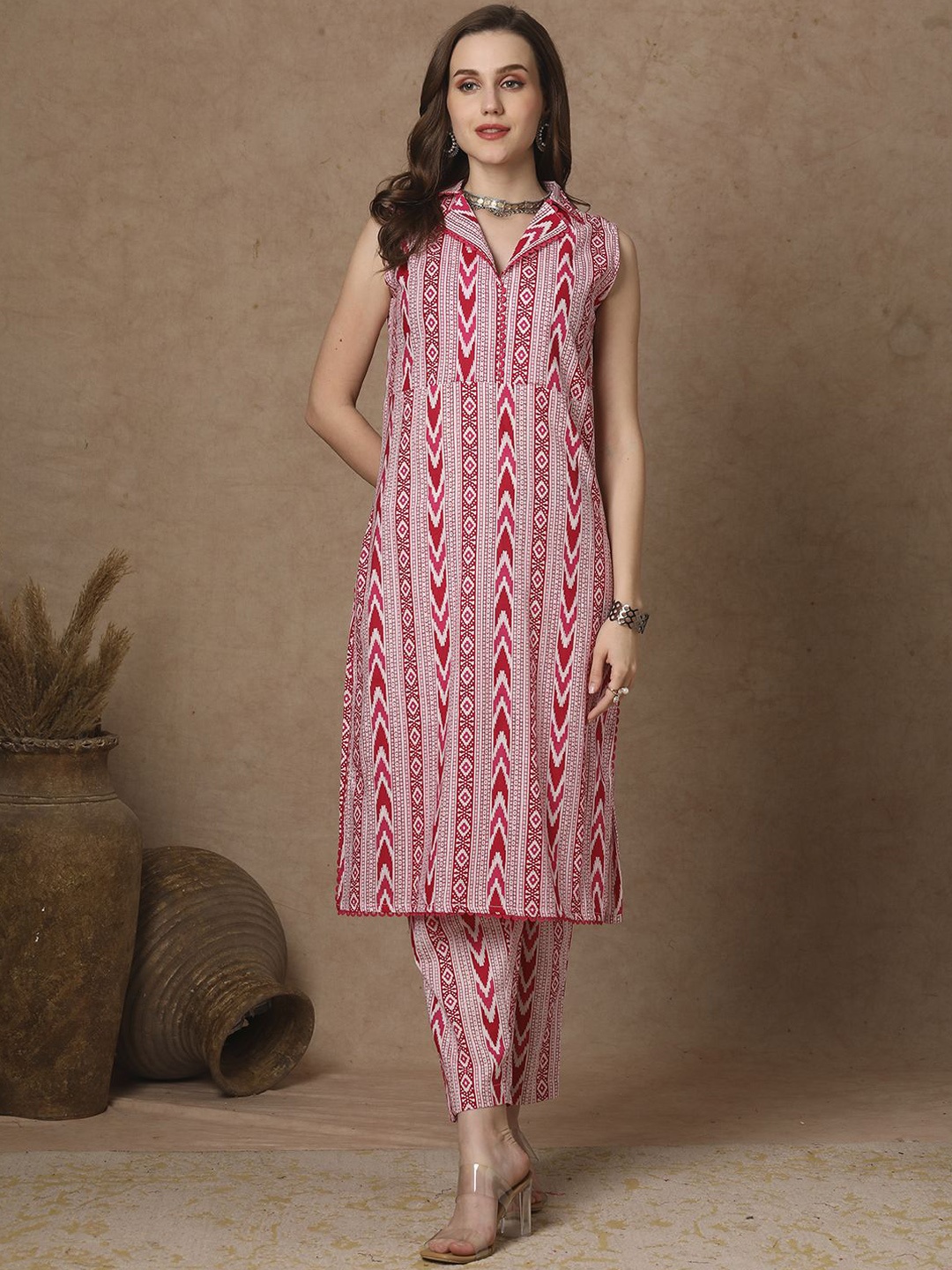 

FASHOR Ethnic Stripes Printed Straight Fit Tunic With Trousers Co-Ords, Pink