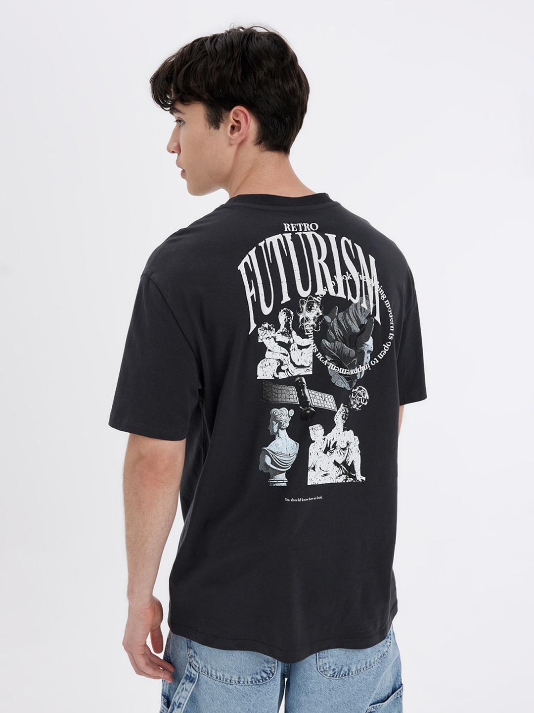 

DeFacto Men Typography Printed Applique T-shirt, Na