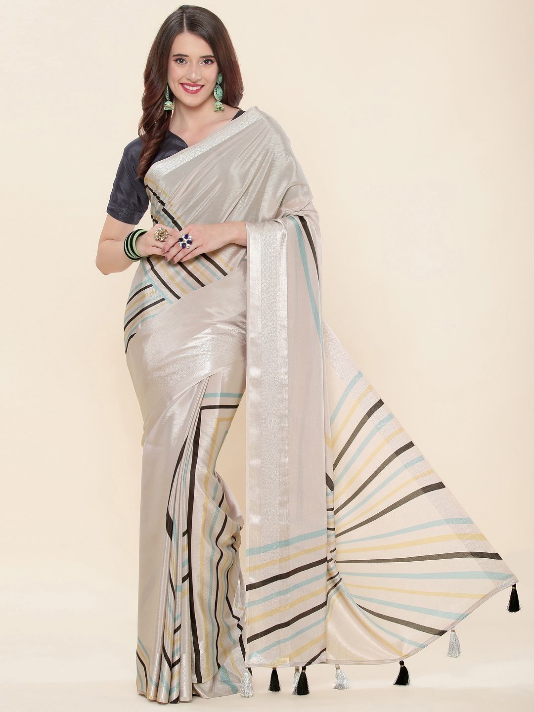 

Suha Art Silk Saree, Grey