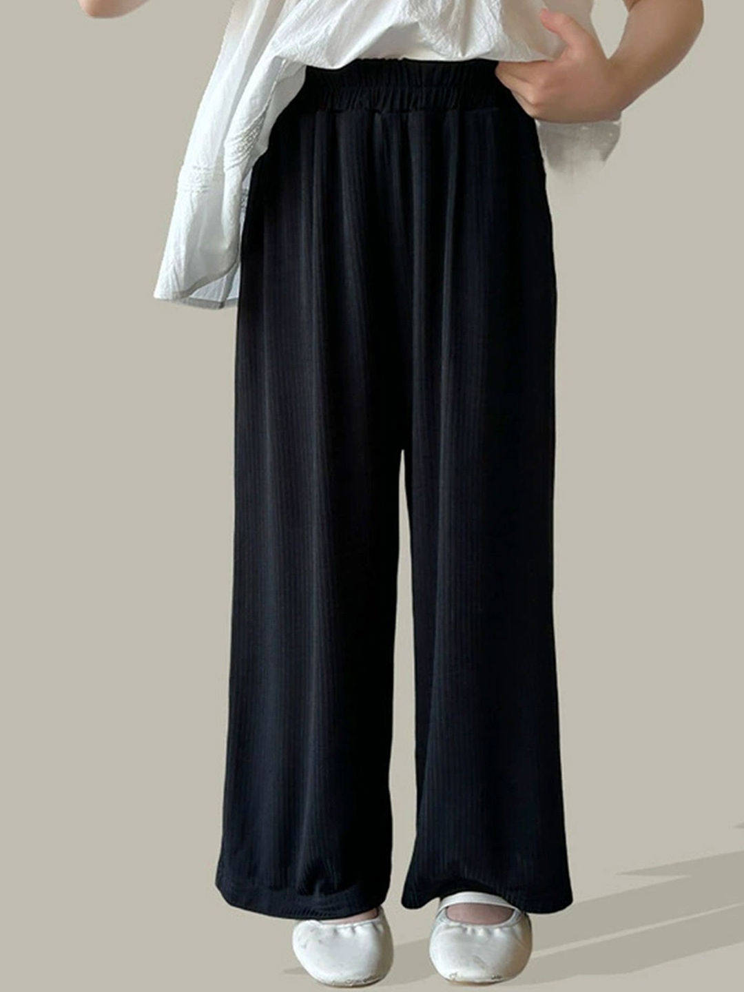 

LULU & SKY Girls Straight Fit High-Rise Trousers, Black