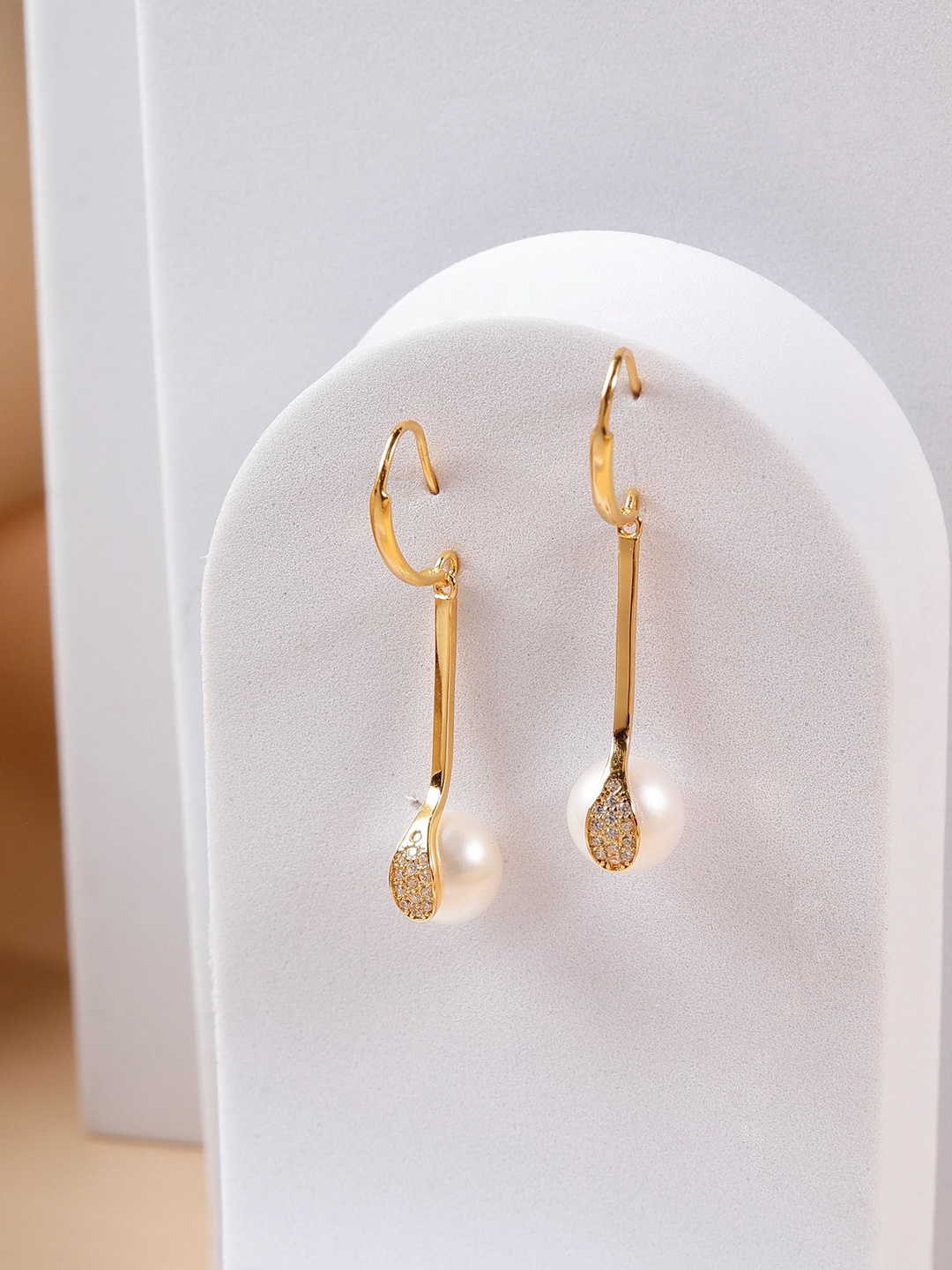 

DIAVO Contemporary Half Hoop Earrings, Gold