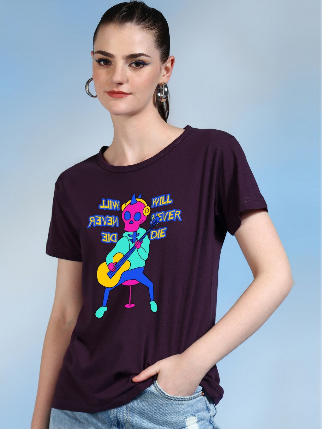 

Moda Rapido Women Printed Bio Finish Pockets T-shirt, Purple