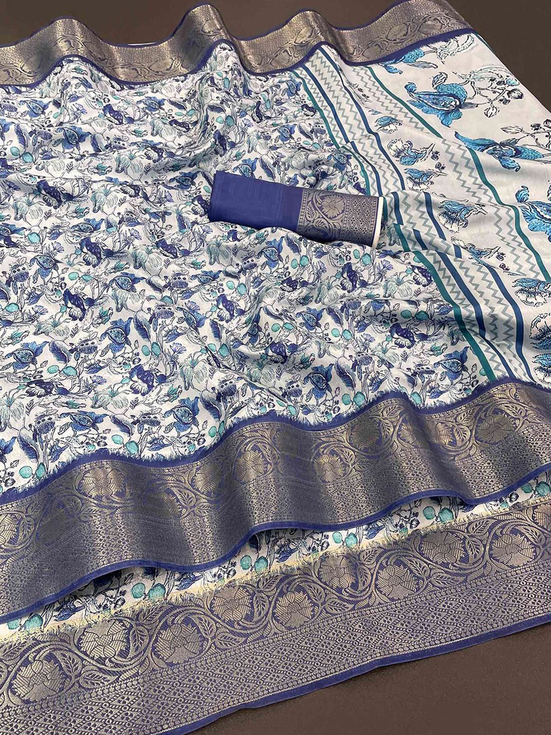 

Peachmode Floral Zari Pure Silk Saree, Blue