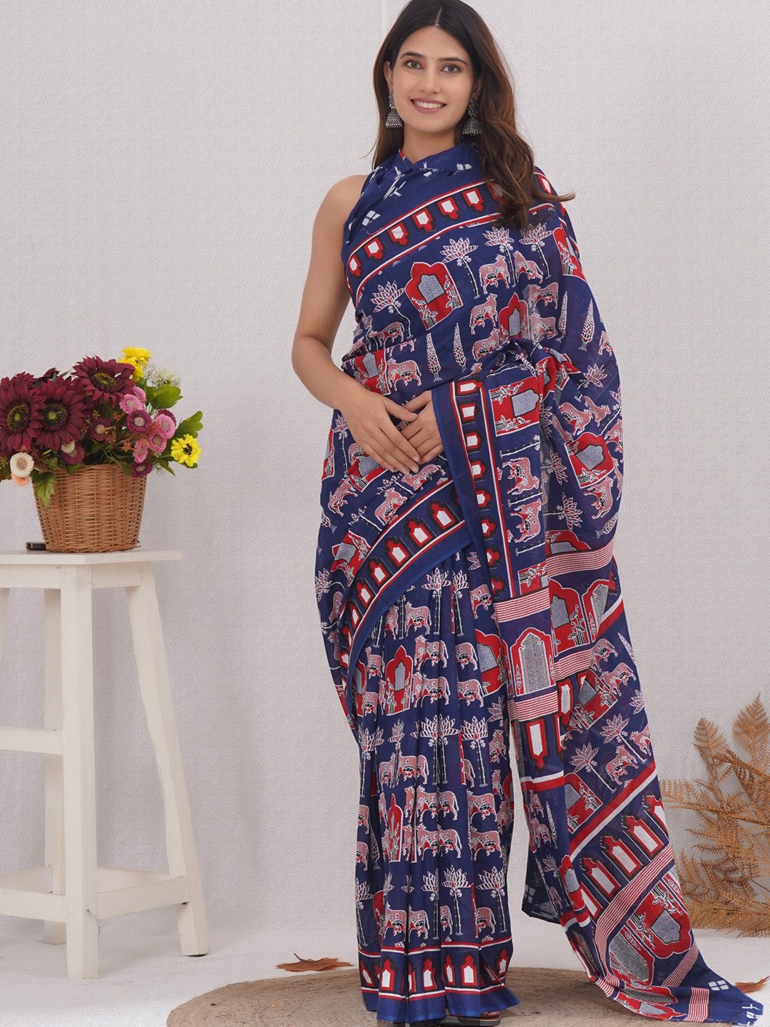 

Vanedik Floral Pure Cotton Block Print Saree, Blue