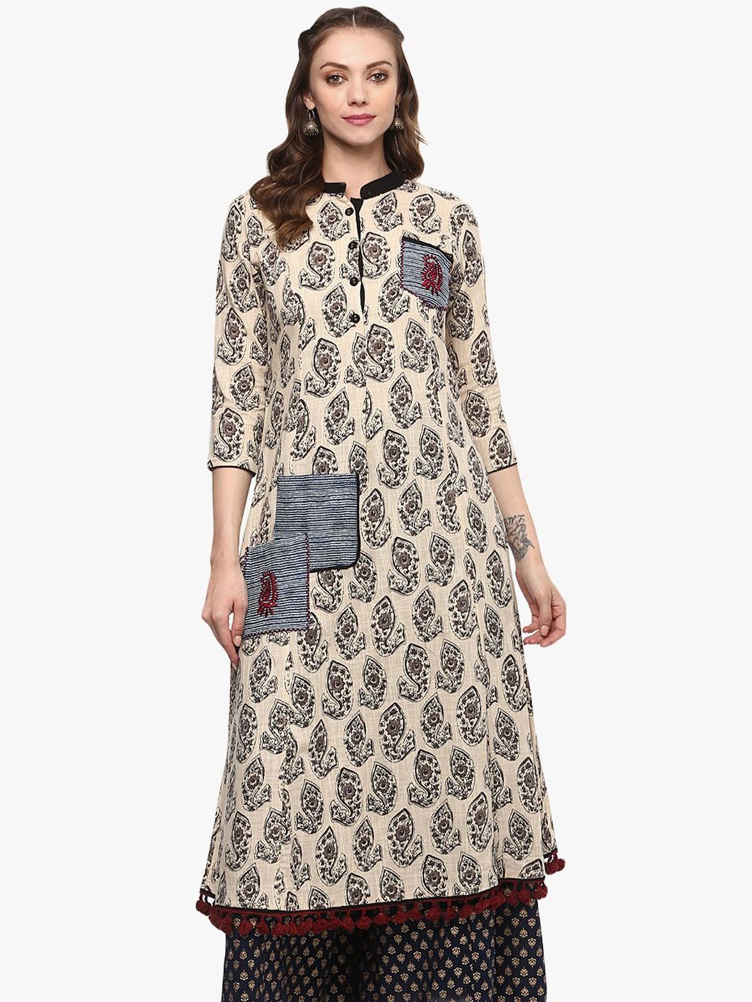 

Dillen Women Paisley Printed Cotton A-Line Mandarin Collar Kurta, Off white