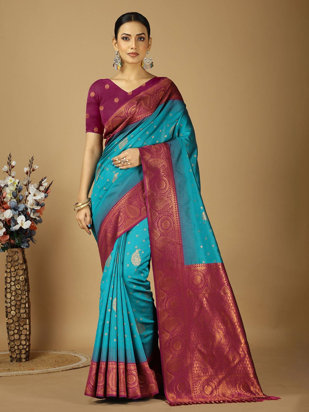 

DIVASTRI Woven Design Zari Art Silk Banarasi Saree, Blue