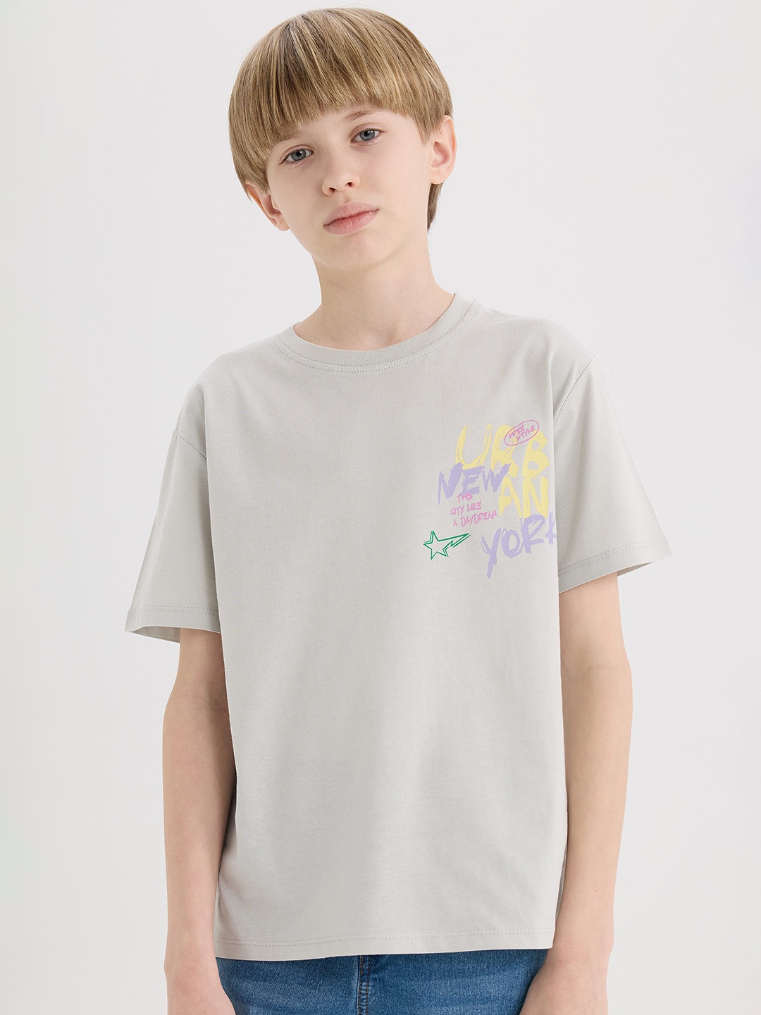 

DeFacto Boys Typography Printed T-shirt, Na