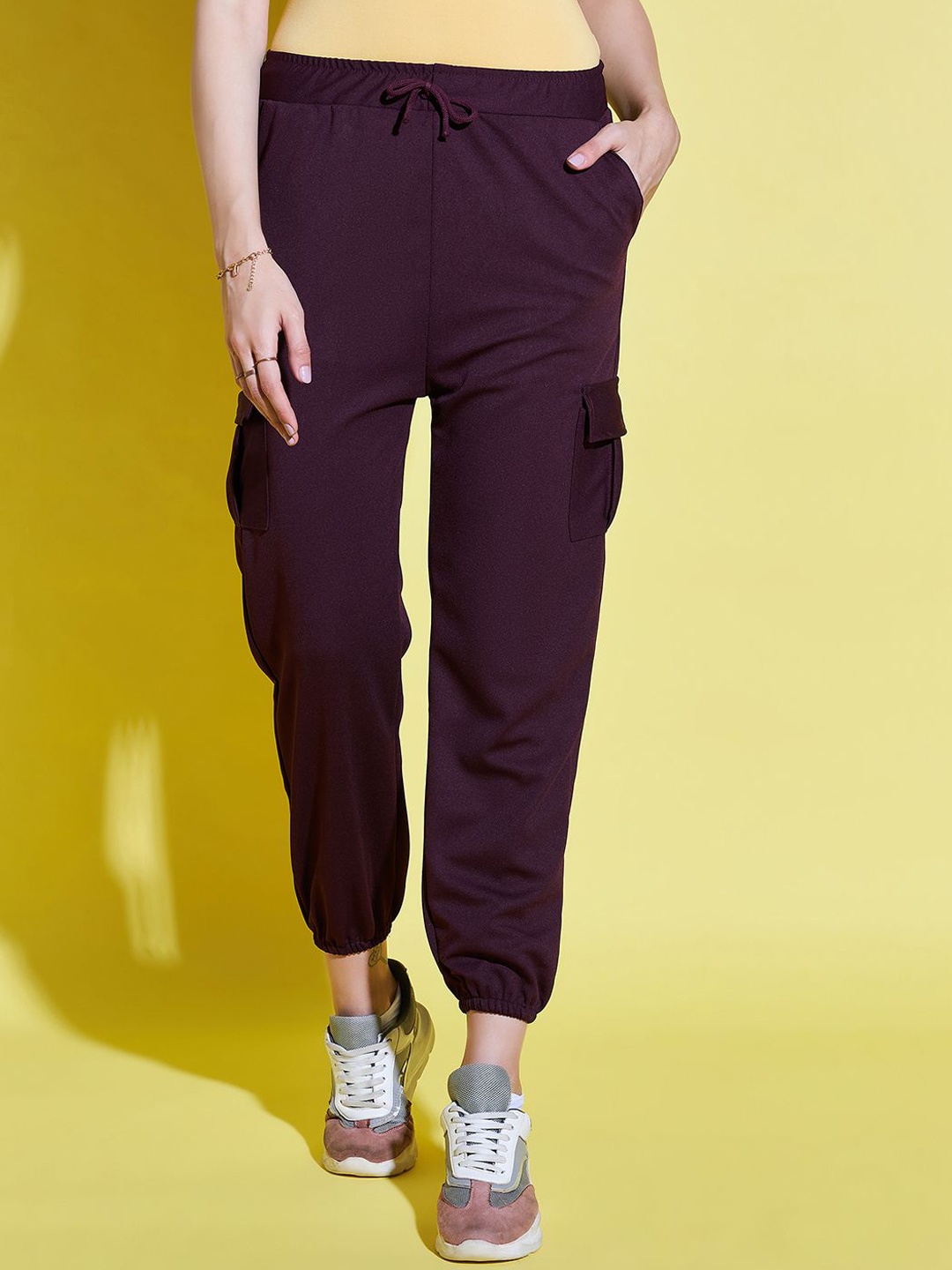 

DIMPY GARMENTS Women Relaxed High-Rise Joggers Trousers, Burgundy