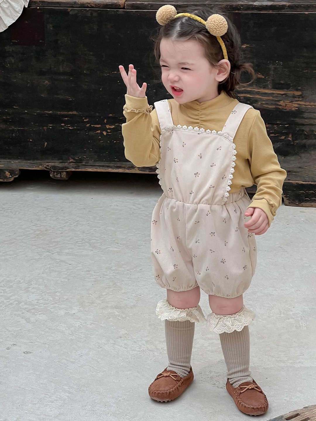

LULU & SKY Girls Pure Cotton Ditsy Printed Dungaree, Beige