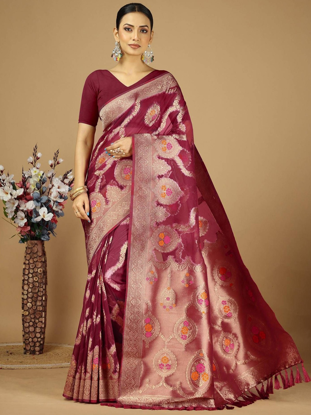 

DIVASTRI Woven Design Zari Organza Banarasi Saree, Maroon