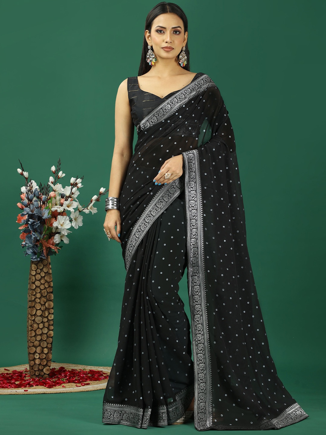 

HERE&NOW Woven Design Zari Pure Georgette Banarasi Saree, Black
