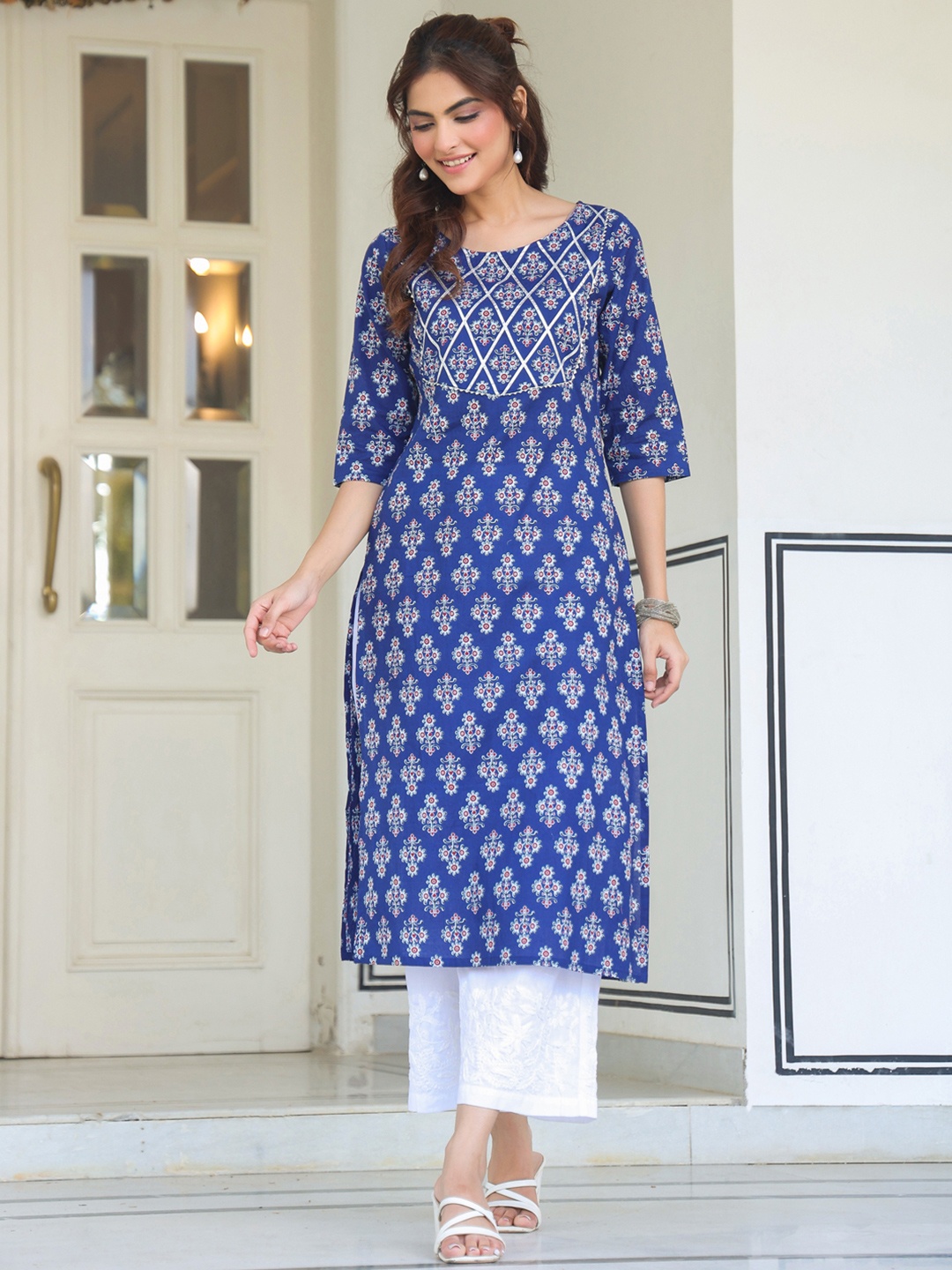 

KALINI Women Floral Printed Floral Kurta, Blue