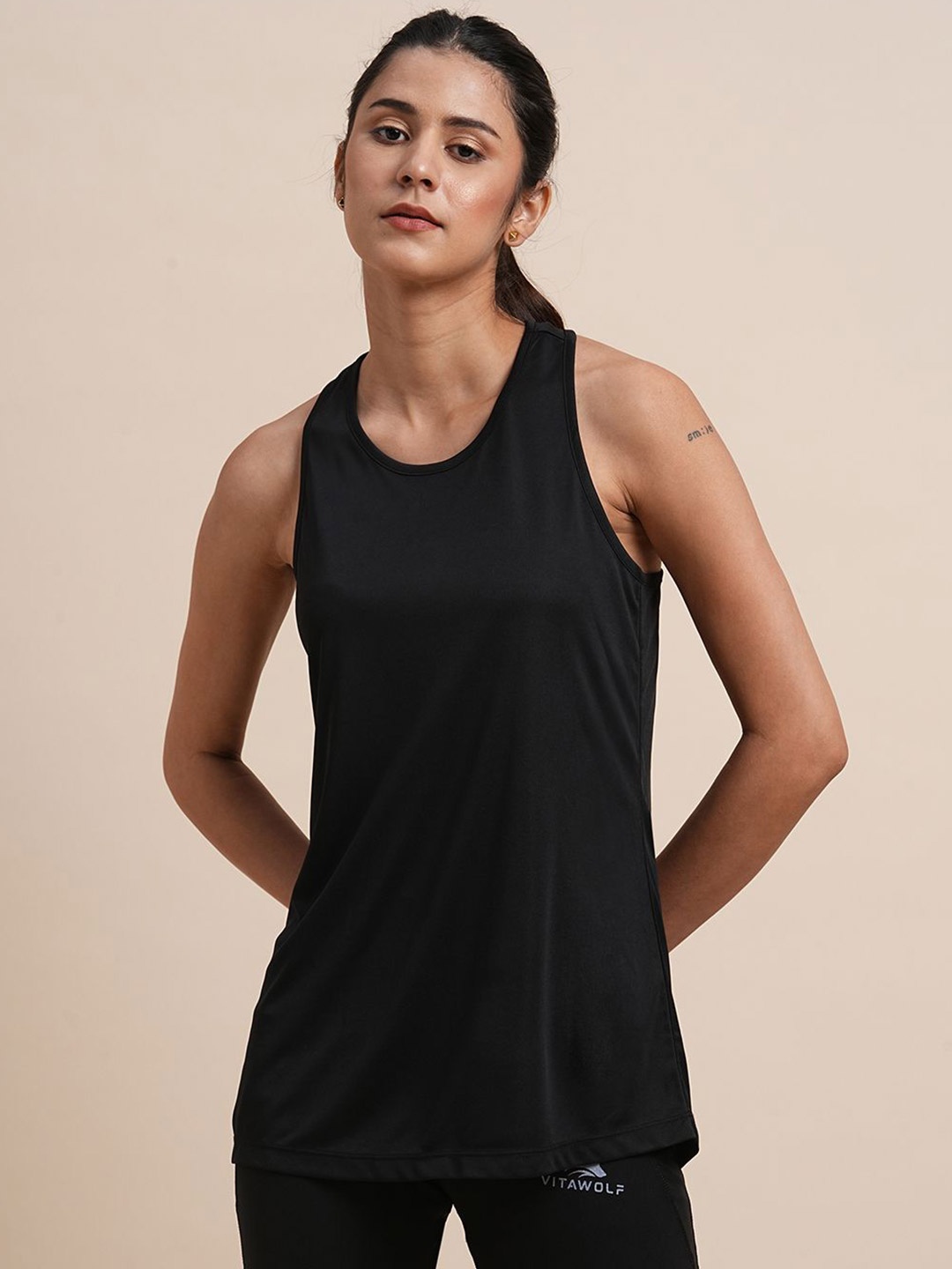 

VITAWOLF Styled Back Top, Black