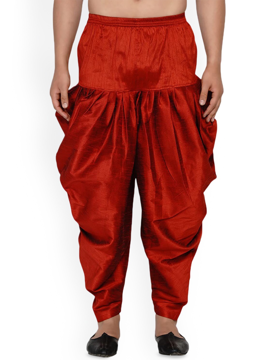 

VEERA PARIDHAAN Men Dhotis, Red