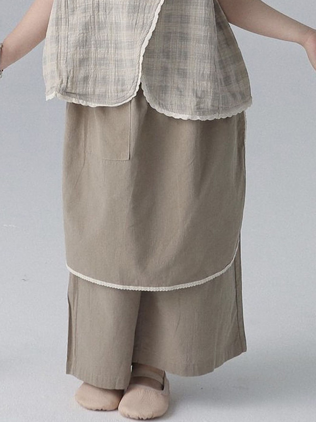 

LULU & SKY Girls Loose Fit High-Rise Culottes Trousers, Khaki