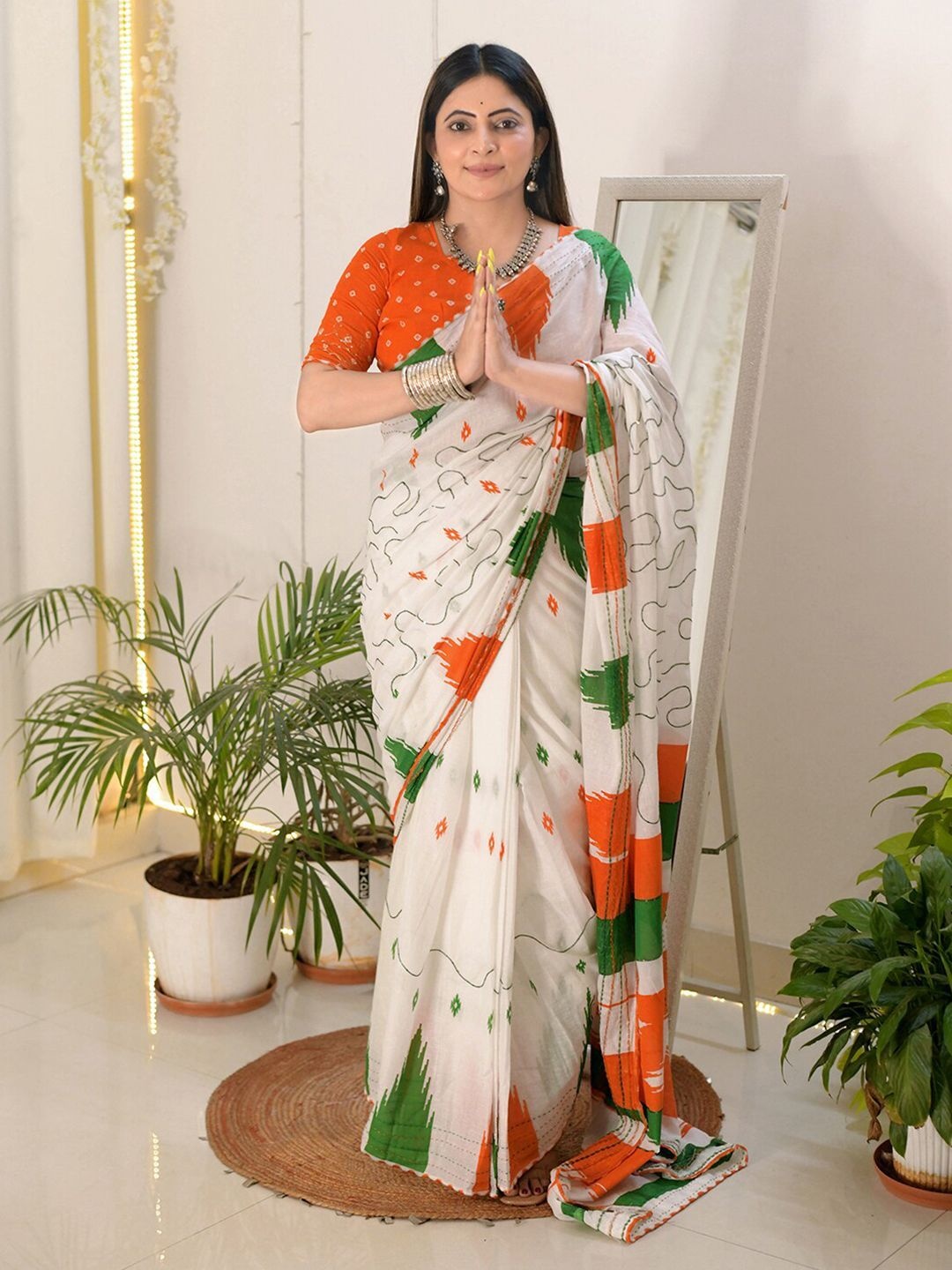 

DIVASTRI Saree, White