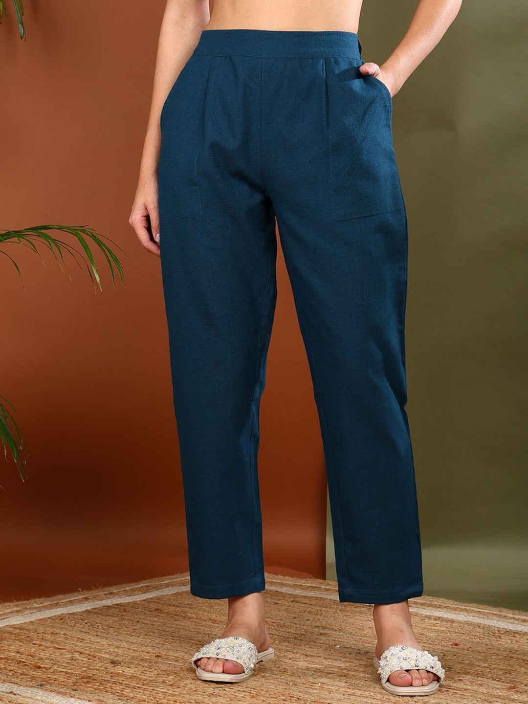 

YASH GALLERY Women Pleated Trousers, Teal