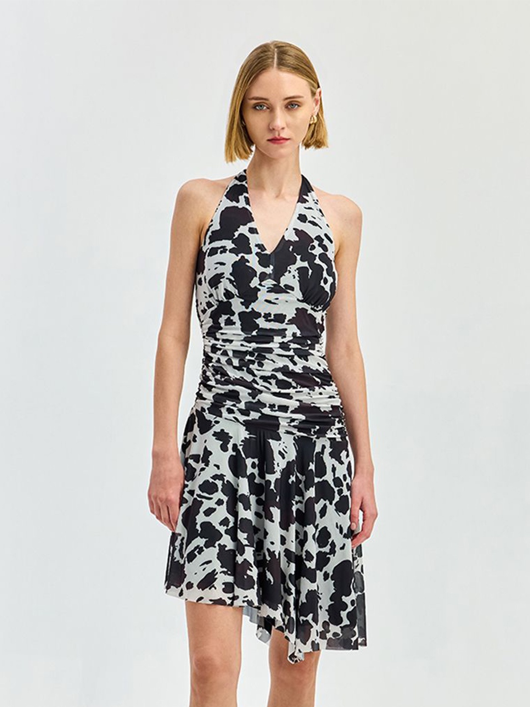 

COVER STORY Print Bodycon Mini Dress, White