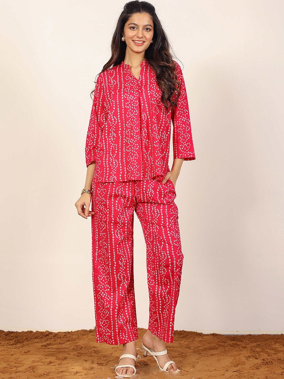 

KAORI BY SHREYA AGARWAL Printed Cotton Top With Trousers Co-Ords, Red