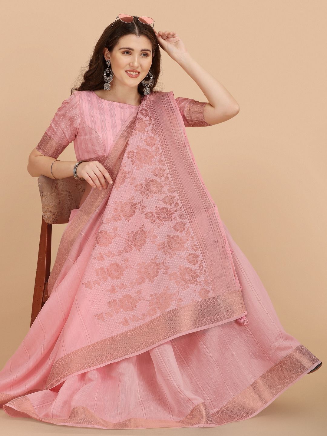 

Suha Floral Zari Saree, Pink