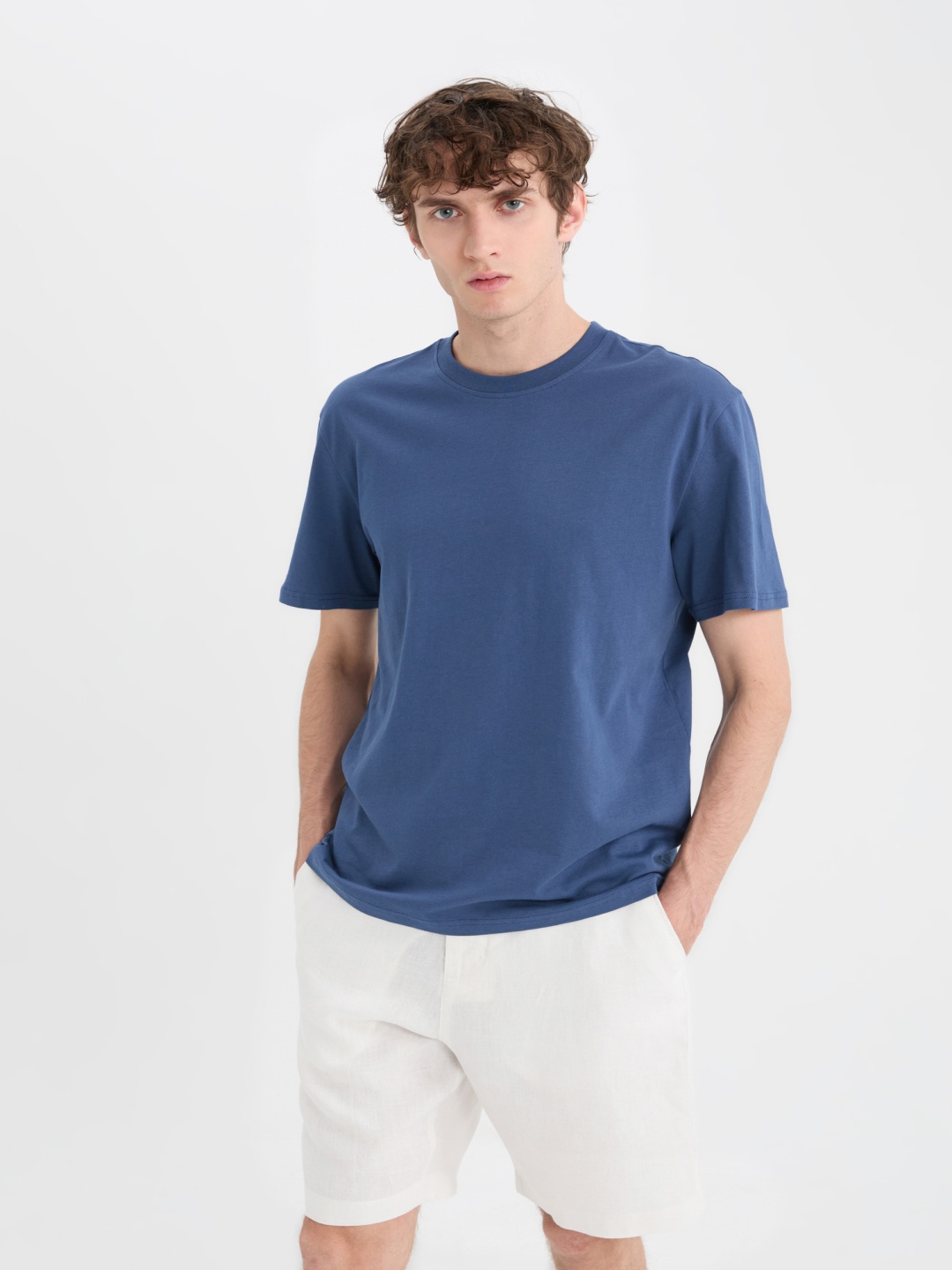 

DeFacto Men Extended Sleeves Applique T-shirt, Na