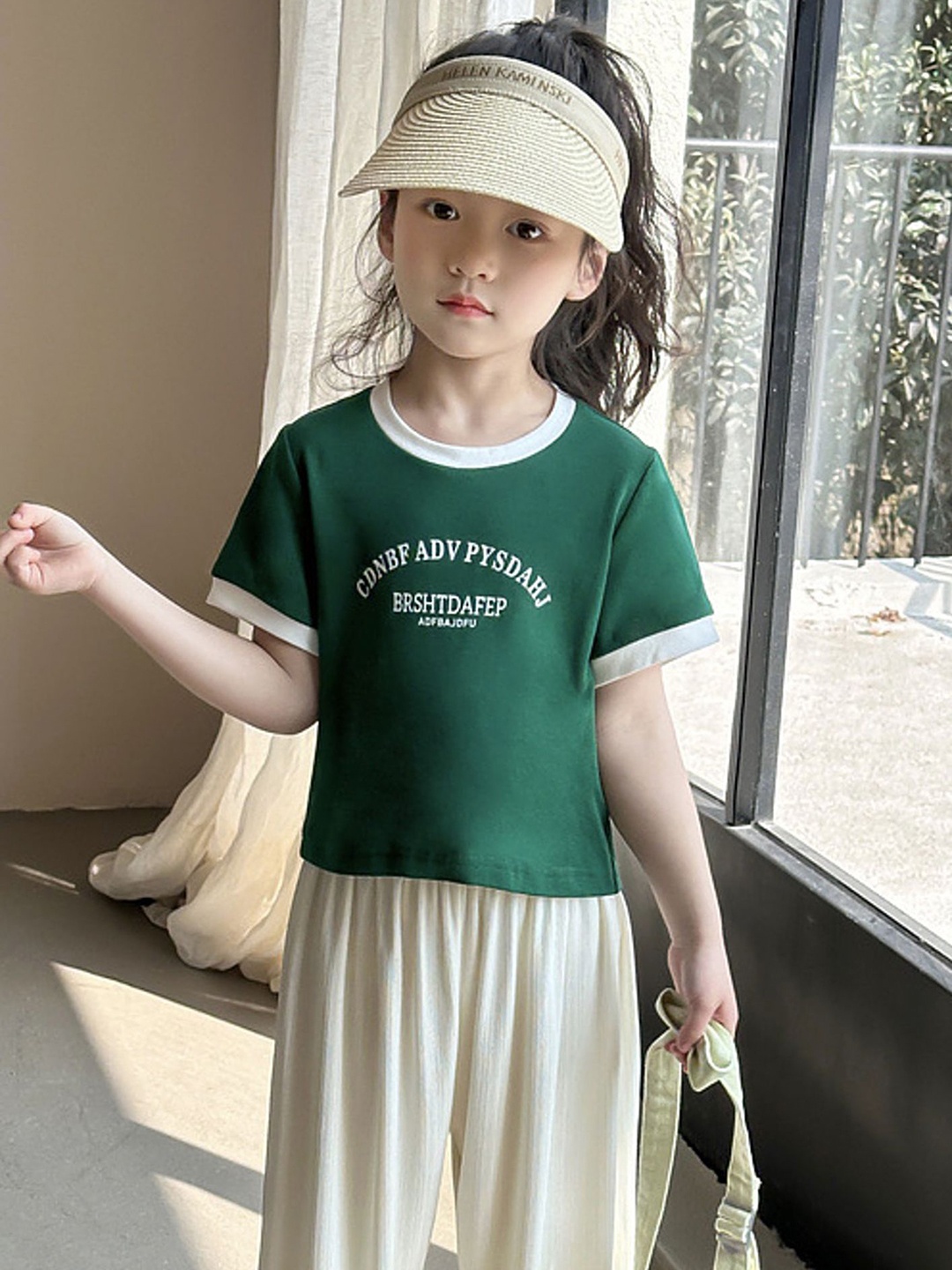 

LULU & SKY Girls Colourblocked Applique T-shirt, Green