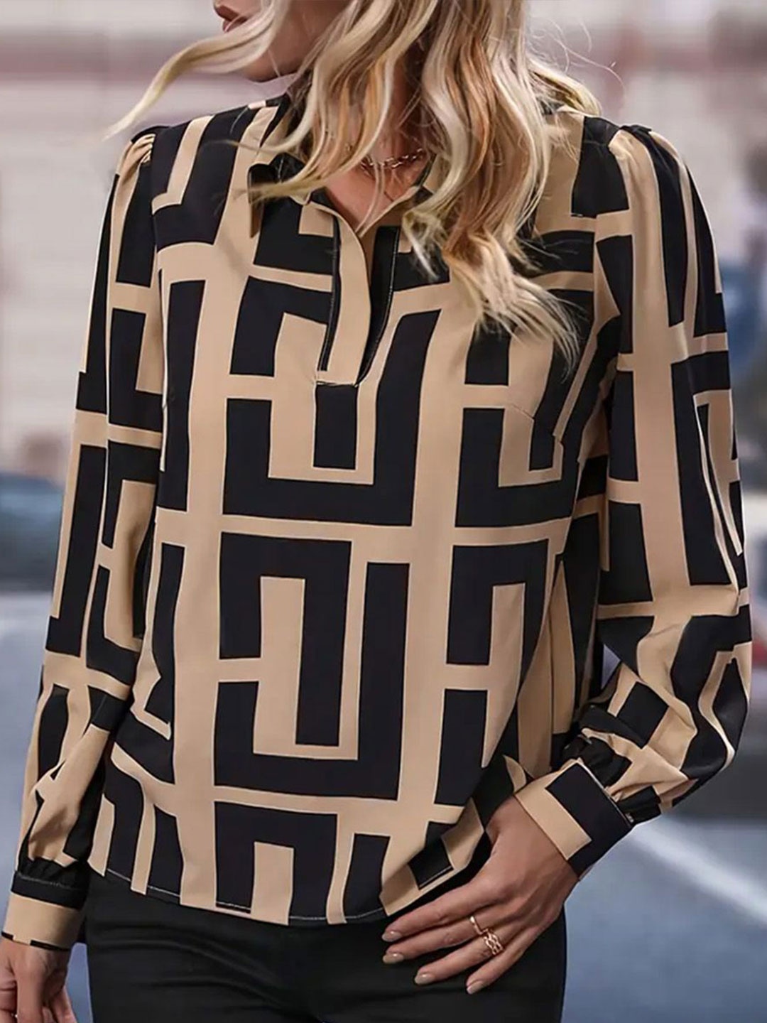 

JC Mode Geometric Print Top, Black