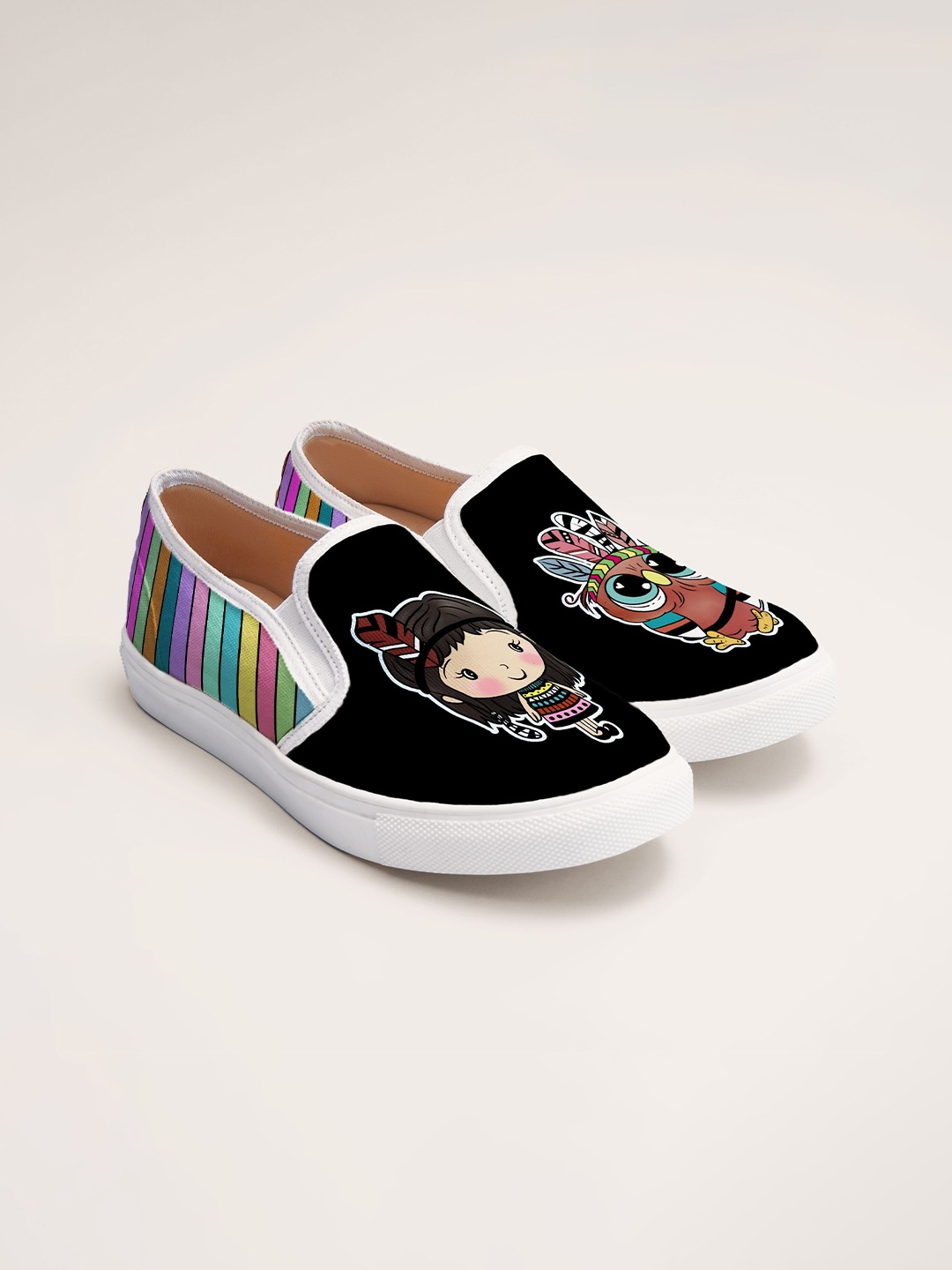 

THE QUIRKY NAARI Women Printed Slip-On Sneakers, Black
