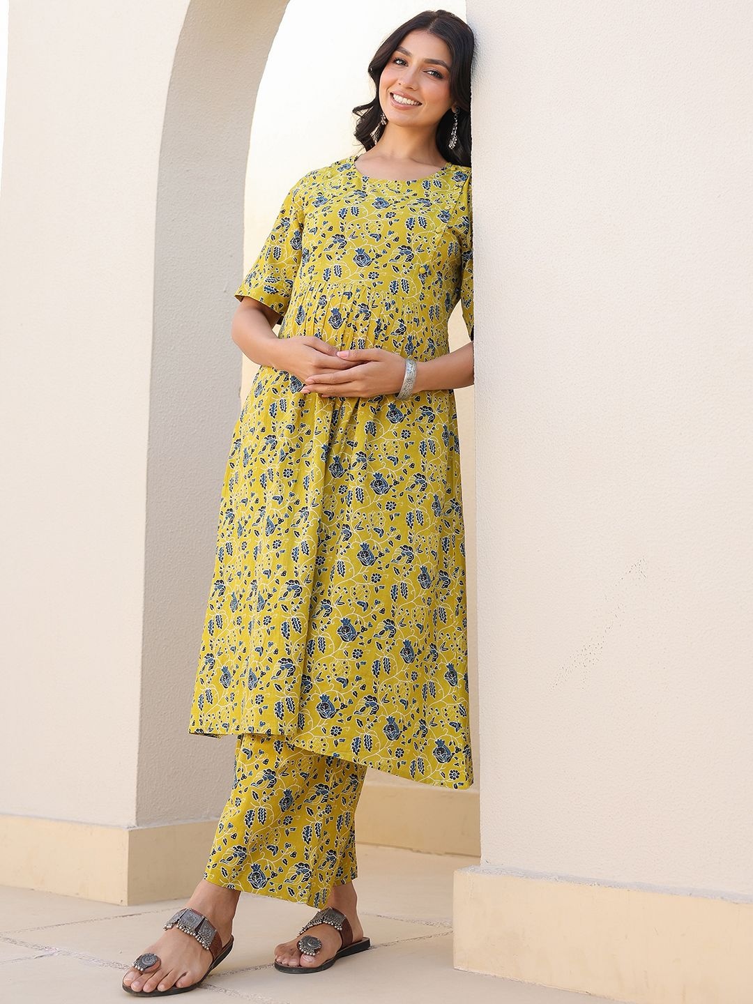 

Janasya Women's Lime Pure Cotton Floral Printed A-line Maternity Co-ord Set, Yellow