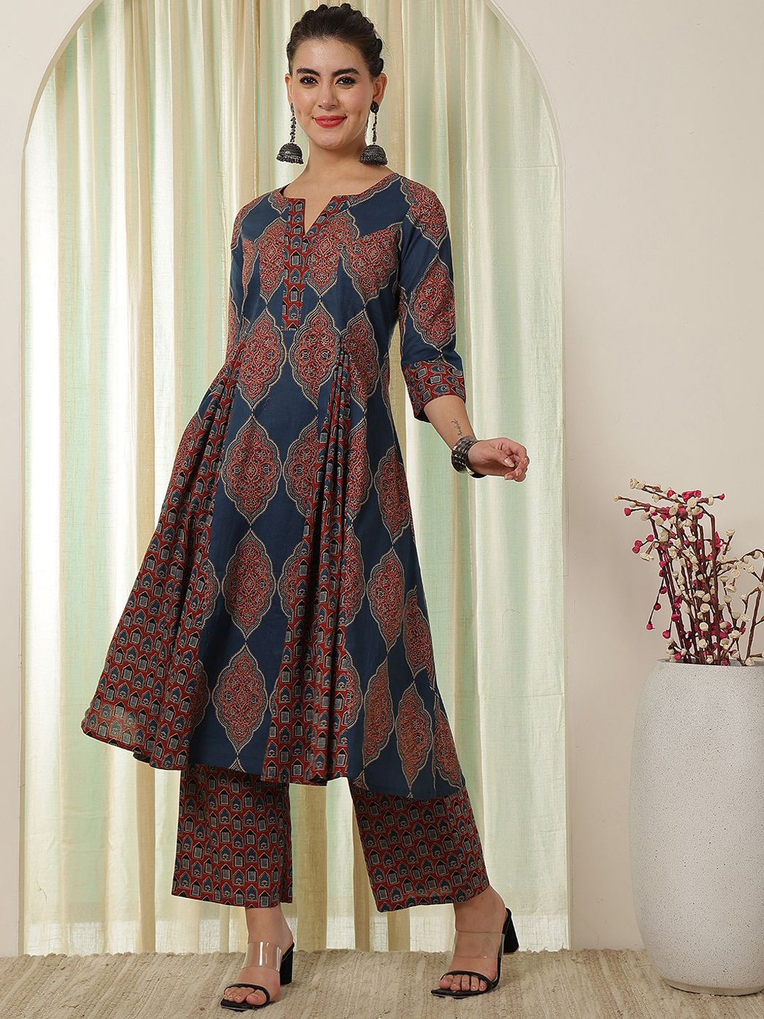 

GULMOHAR JAIPUR Women Ethnic Motifs Printed Regular Pure Cotton Kurta with Palazzos, Blue