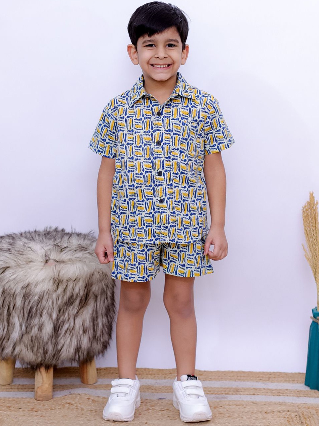

UNBIND Boys Printed Cotton Shirt with Shorts Clothing Set, Blue