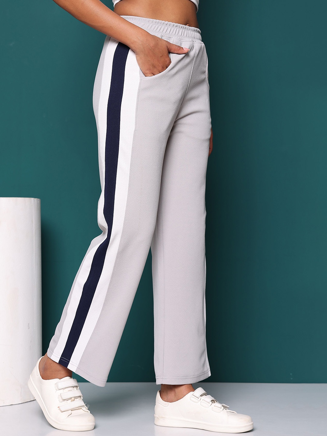 

Zicada Women Colourblocked Trousers, Grey
