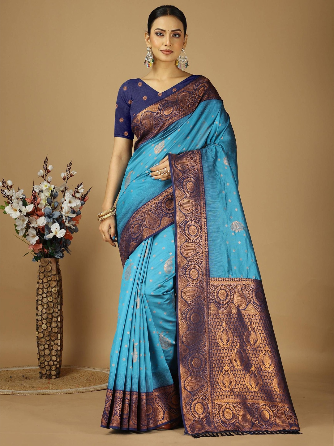 

HERE&NOW Woven Design Zari Art Silk Banarasi Saree, Blue