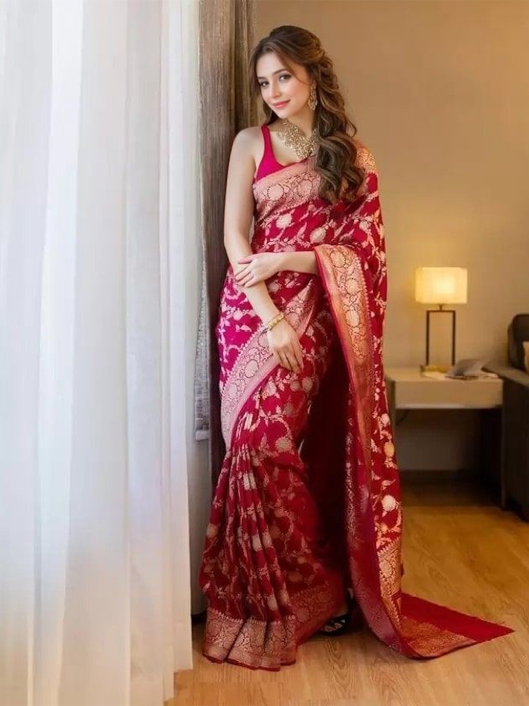 

Moda Rapido Woven Design Zari Silk Blend Banarasi Saree, Pink