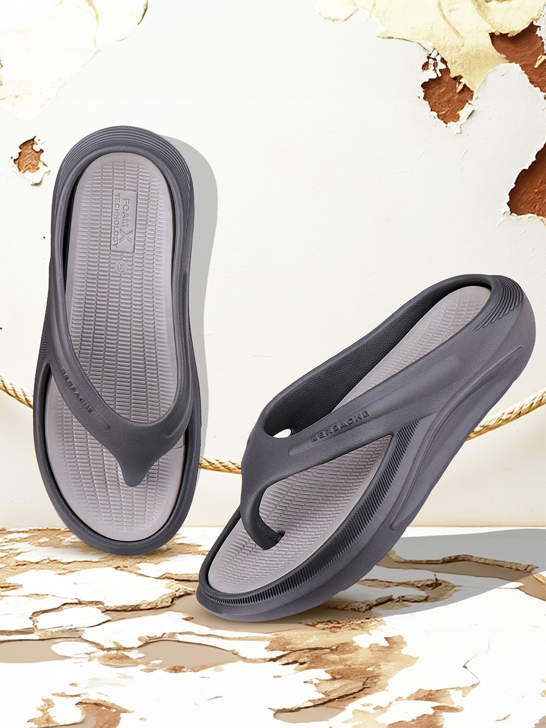 

BERSACHE Men Clogs, Grey