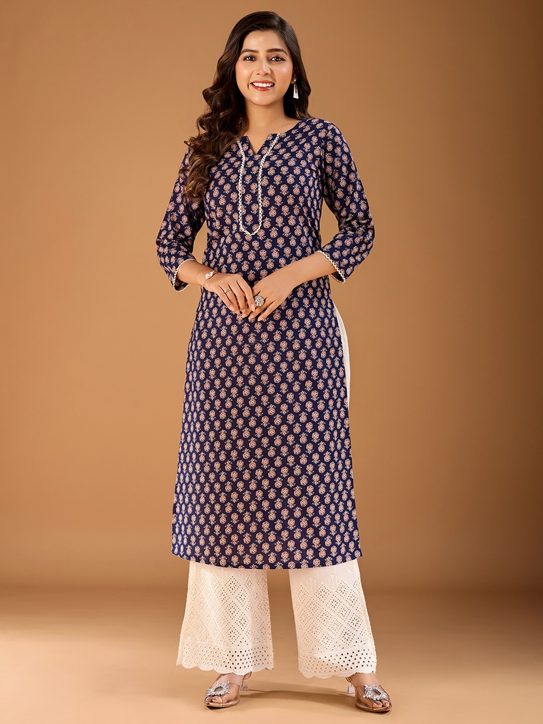 

MASSTANI BY INDDUS Women Floral Printed Gotta Patti Floral Kurta, Purple