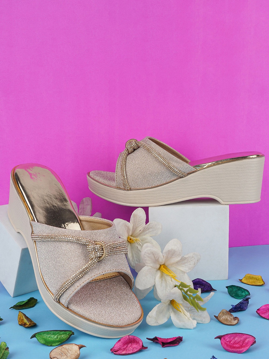 

BAESD Platform Mules, Gold