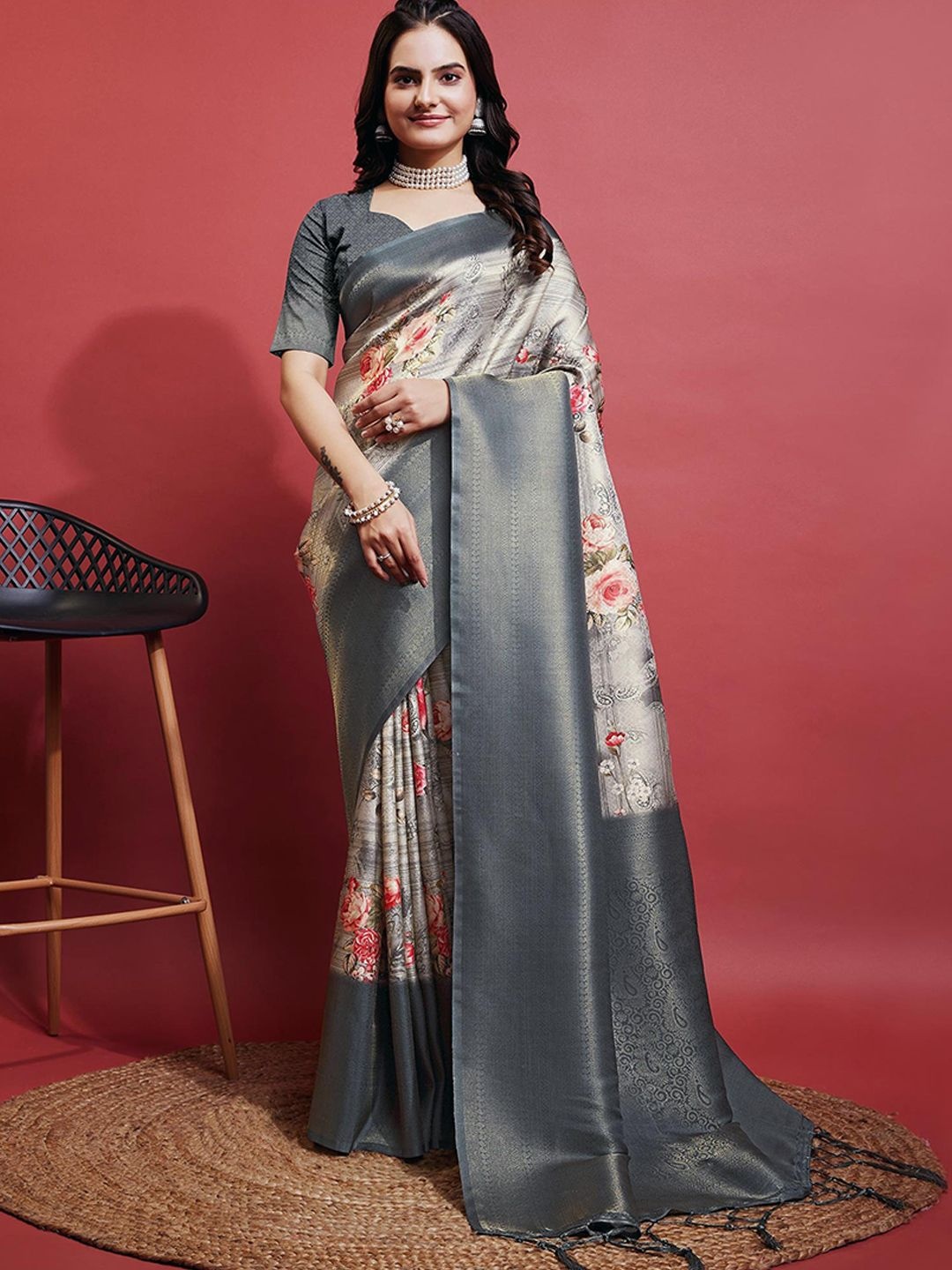 

Peachmode Woven Design Zari Pure Silk Banarasi Saree, Grey