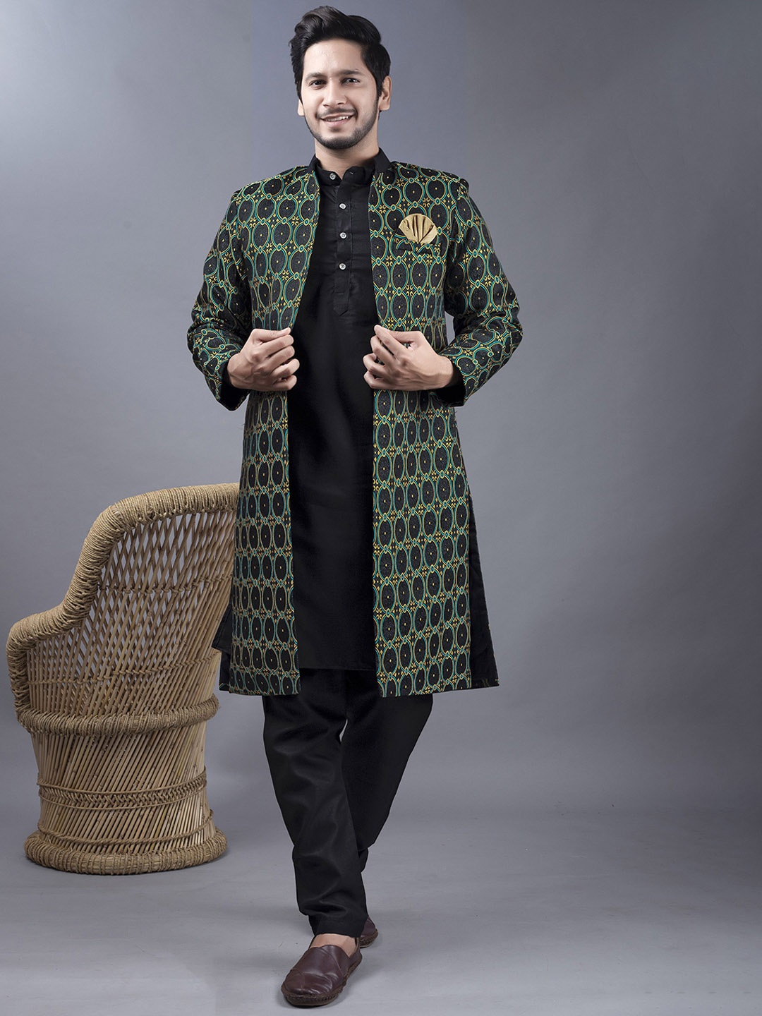 

Xepon Men Regular Kurta with Pyjamas, Green